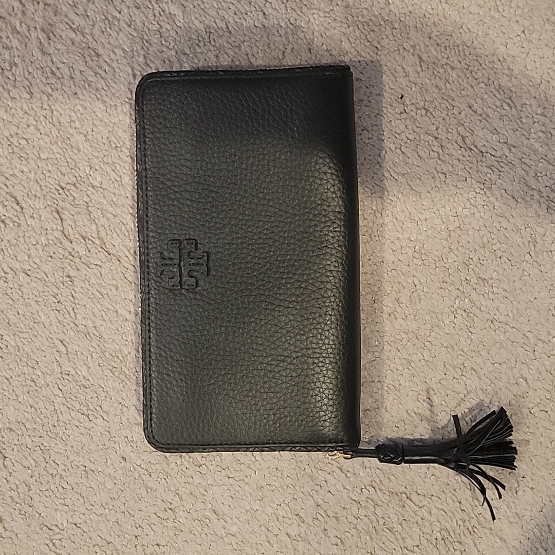 Tory Burch Taylor Zip Continental Wallet